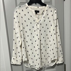 Banana Republic Women's White and Black cat print Blouse